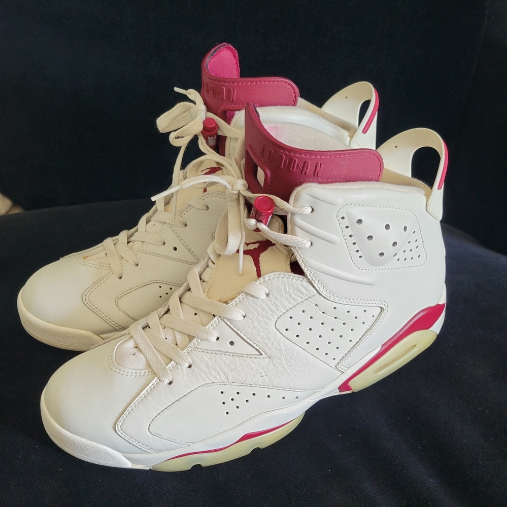 Jordan Retro 6 Maroon, Men's Size 11